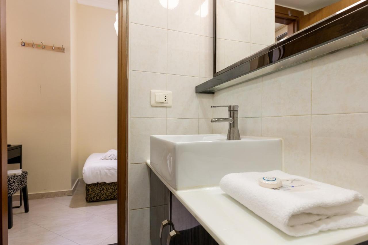 Alveare Bed & Breakfast Rome Exterior photo